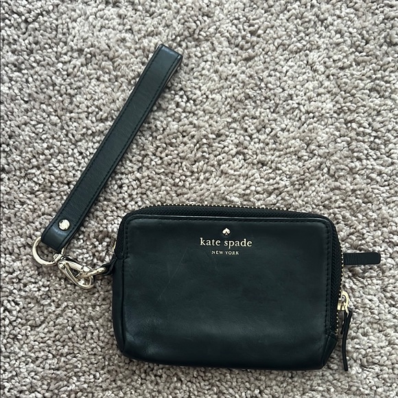 kate spade Handbags - Black Kate Spade Wristlet